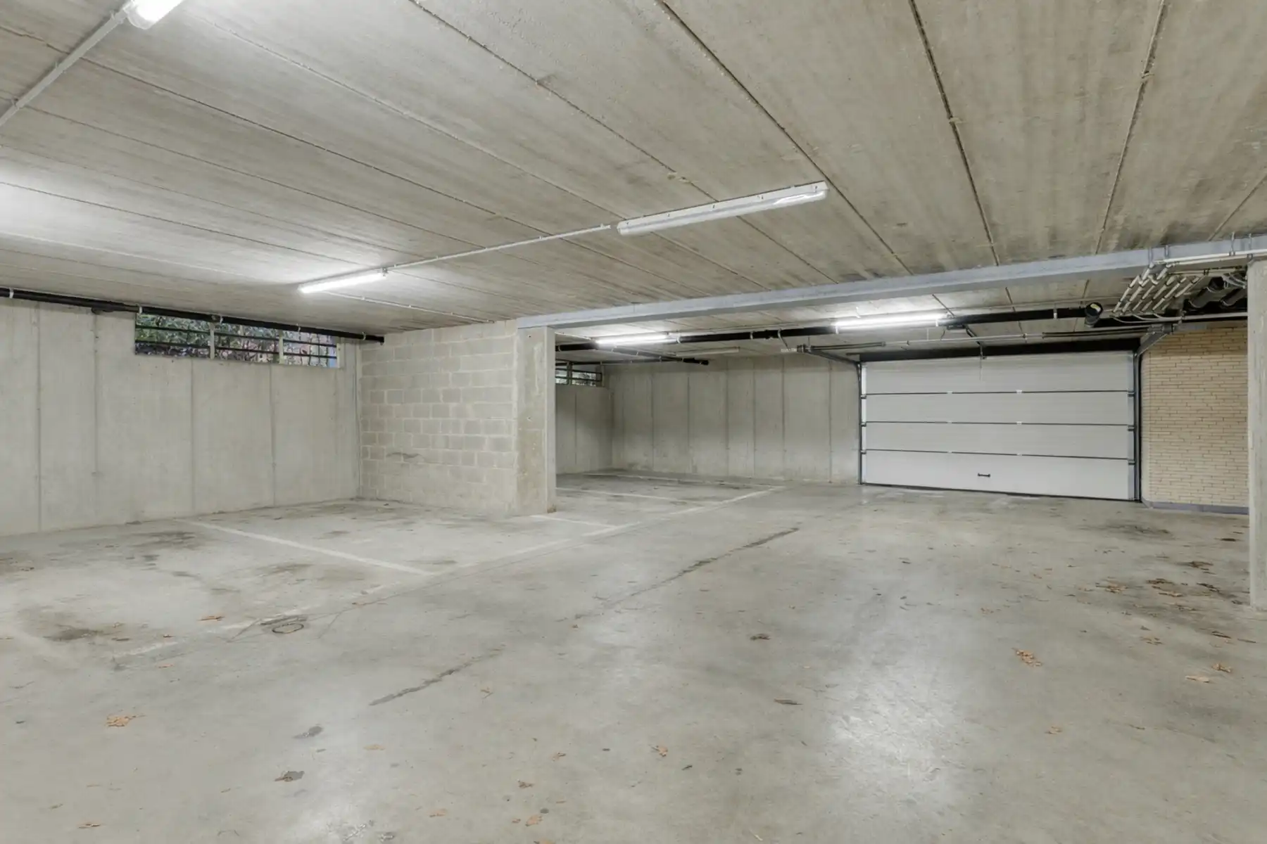 Stijlvol gelijkvloers appartement met tuin op topligging foto 17