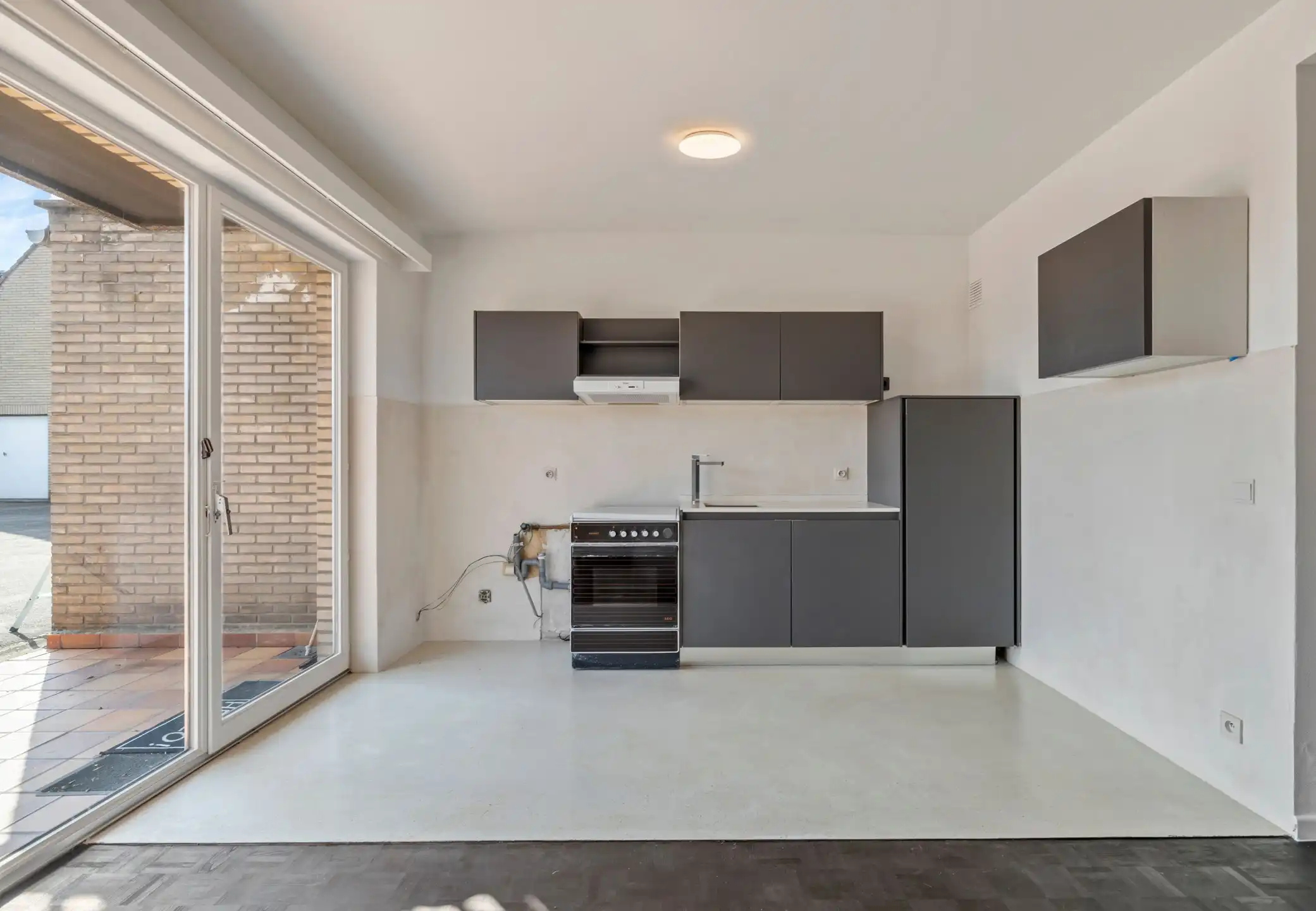 Rustig gelegen gelijkvloersappartement met parkeerplaats foto 6