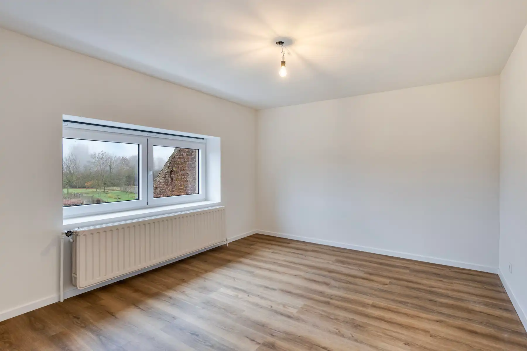 Instapklare woning met 3 slpk, garage en tuin! foto 16