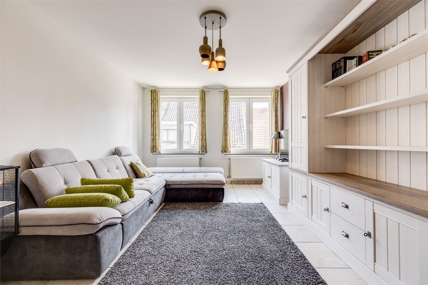 Instapklare rijwoning in centrum Heist foto 12