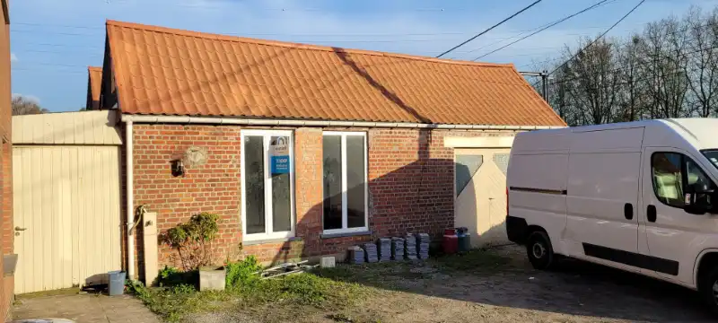 Roeselare. Opbrengsteigendom van 2 verhuurde appartementen en 1 aparte loods centraal tussen Rumbeke en Roeselare gelegen. Prijs bespreekbaar. foto 10