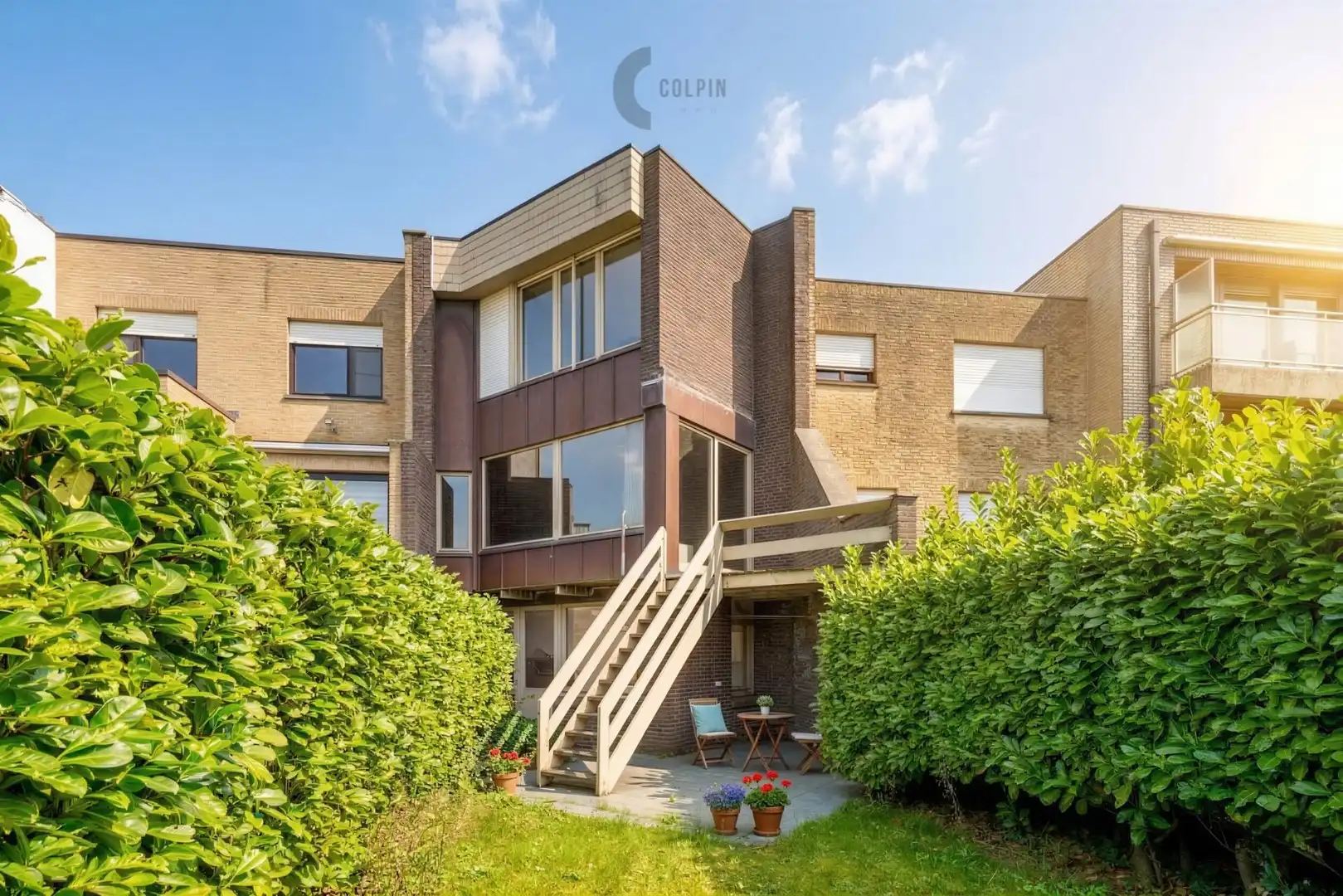 Charmante bel-étage woning nabij strand en park van Heist & Duinbergen – met renovatiepotentieel en zonnige tuin. foto 10
