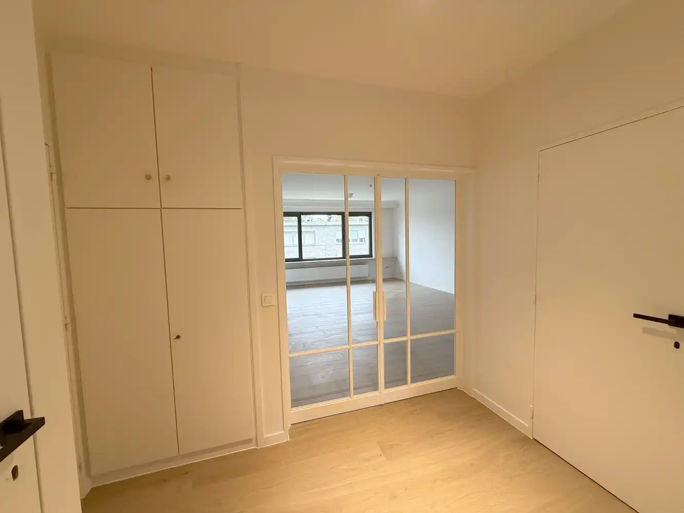 Instapklaar en volledig vernieuwd: uw nieuwe thuis in Berchem foto 14