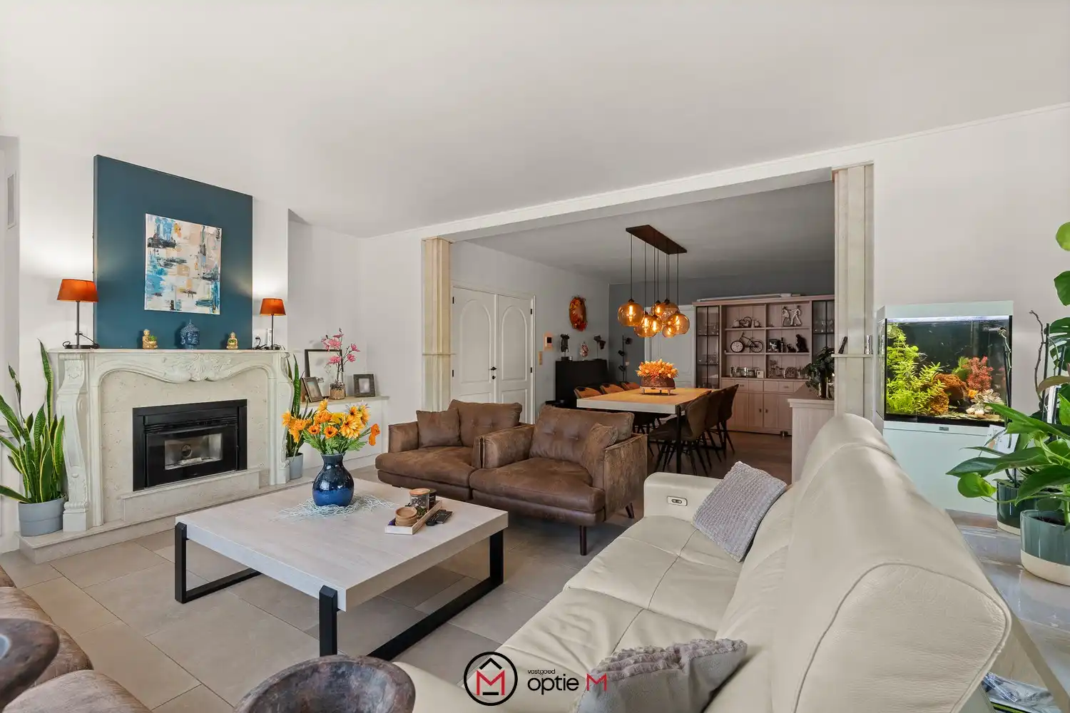 Ruim gerenoveerd appartement van 170 m² met 4 slaapkamers en twee terrassen in hartje Genk foto 9
