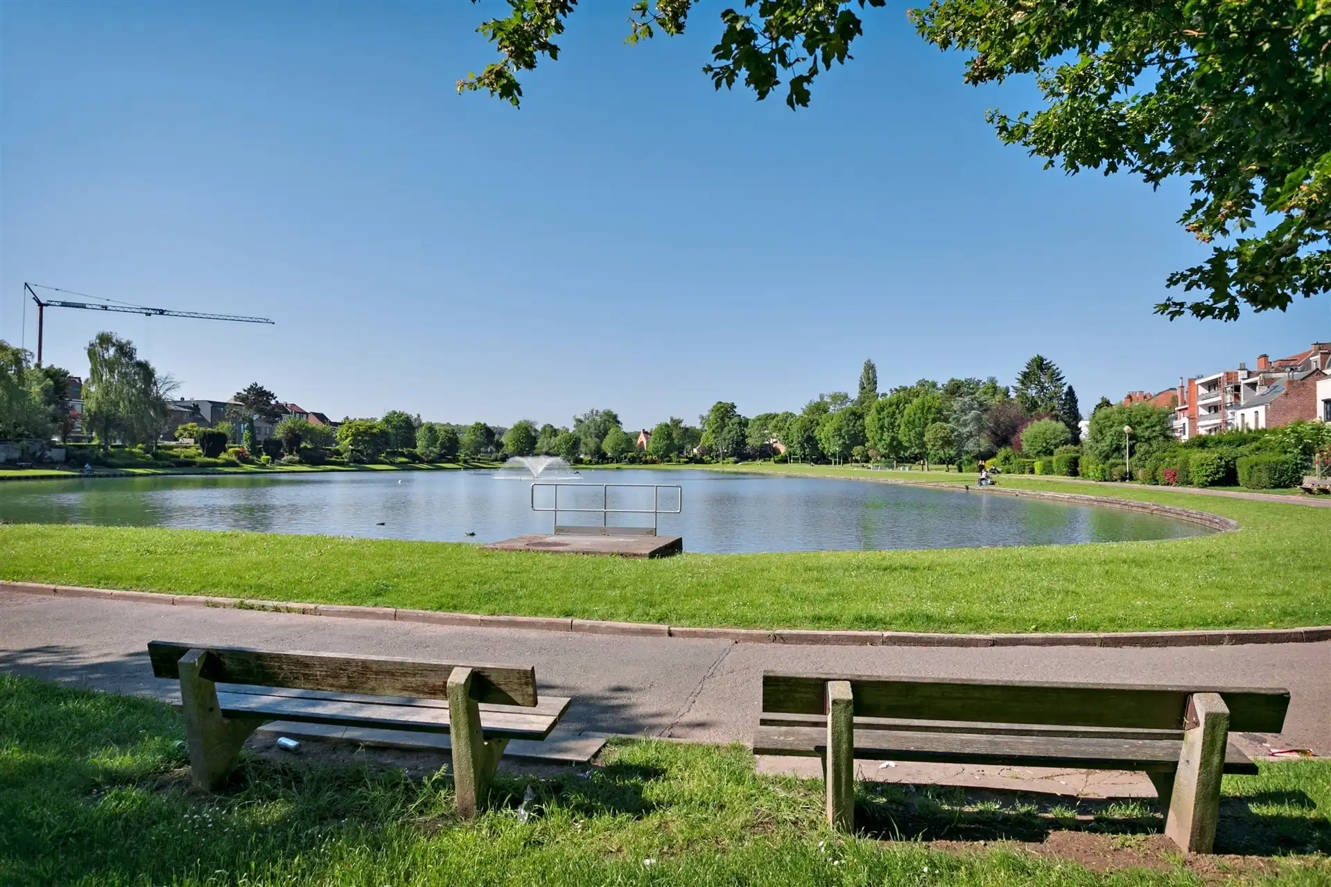 Stijlvol gerenoveerd appartement met terras nabij de vijver in Wemmel foto 11