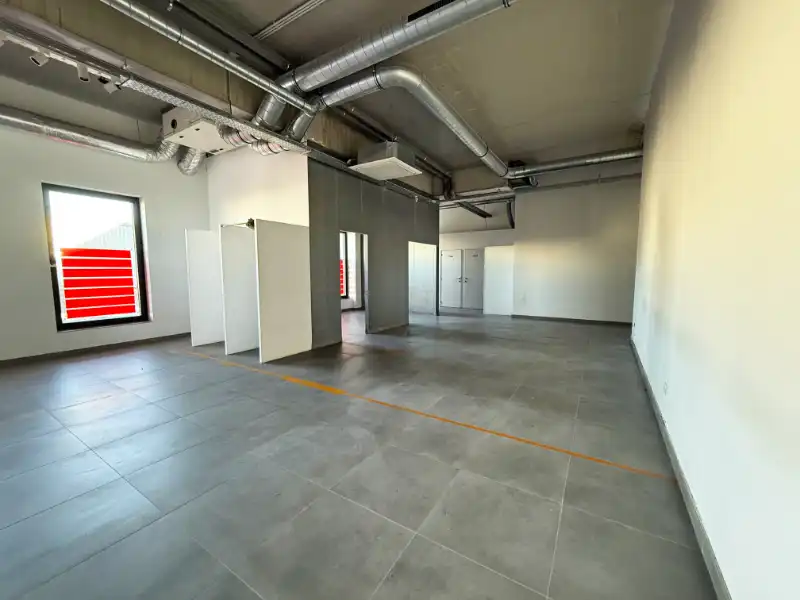 Handelspand te huur foto 2