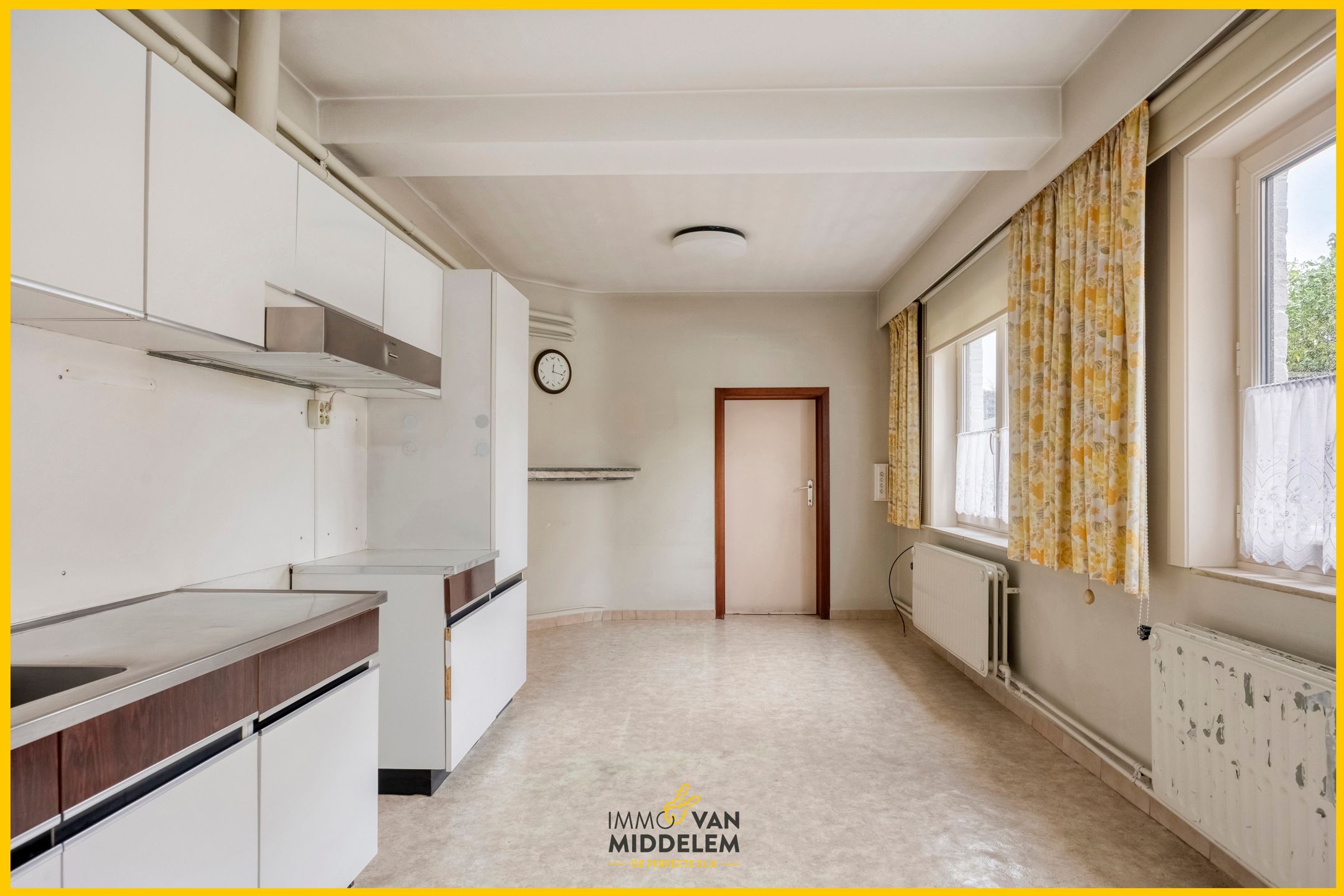 GEZINSWONING MET 4 KAMERS, GARAGE EN TUIN foto 6