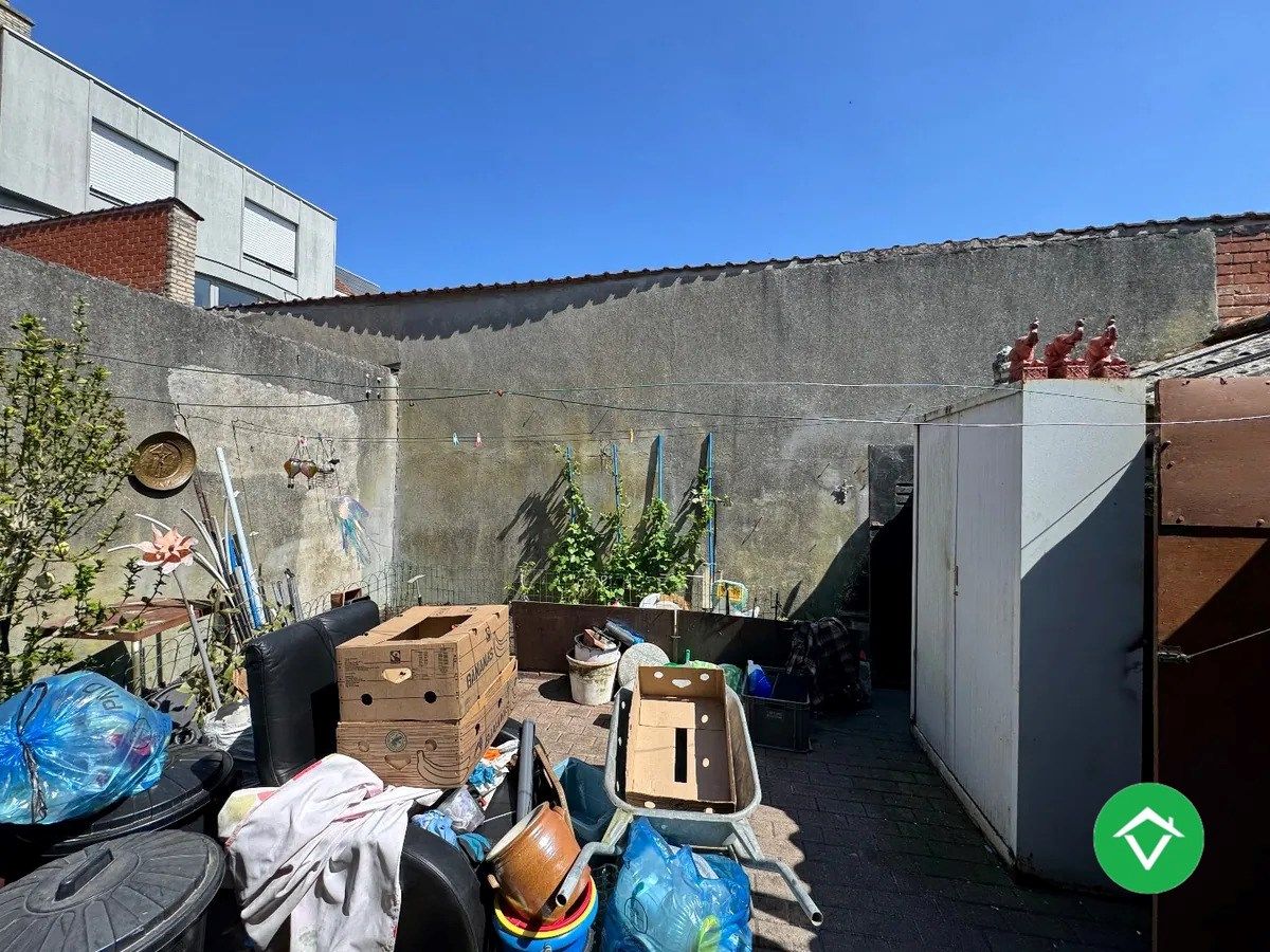 Instapklare woning met 4 slaapkamers in centrum van Koekelare foto 11