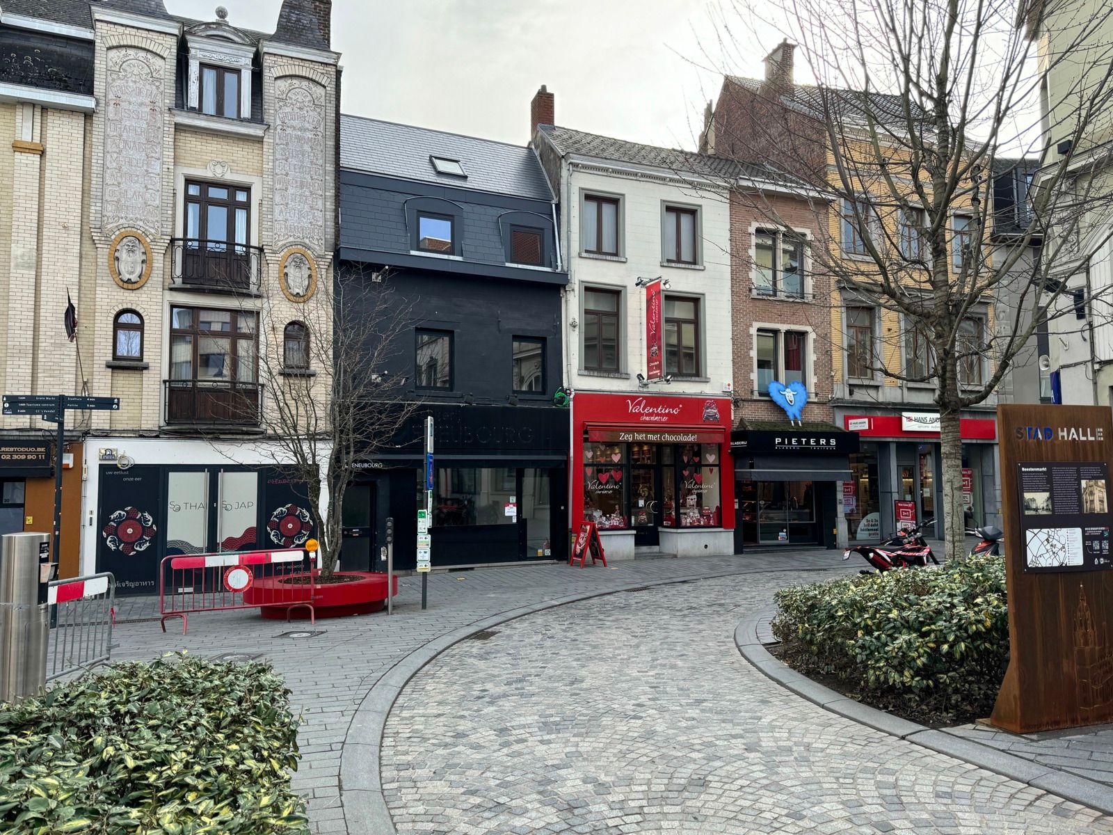 Gerenoveerd handelspand met woonfunctie in centrum Halle  foto 4