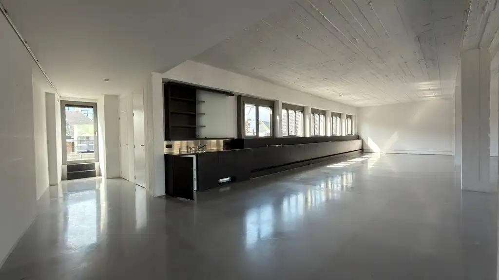 Instapklare kantoorruimte te huur in hartje Antwerpen foto 8