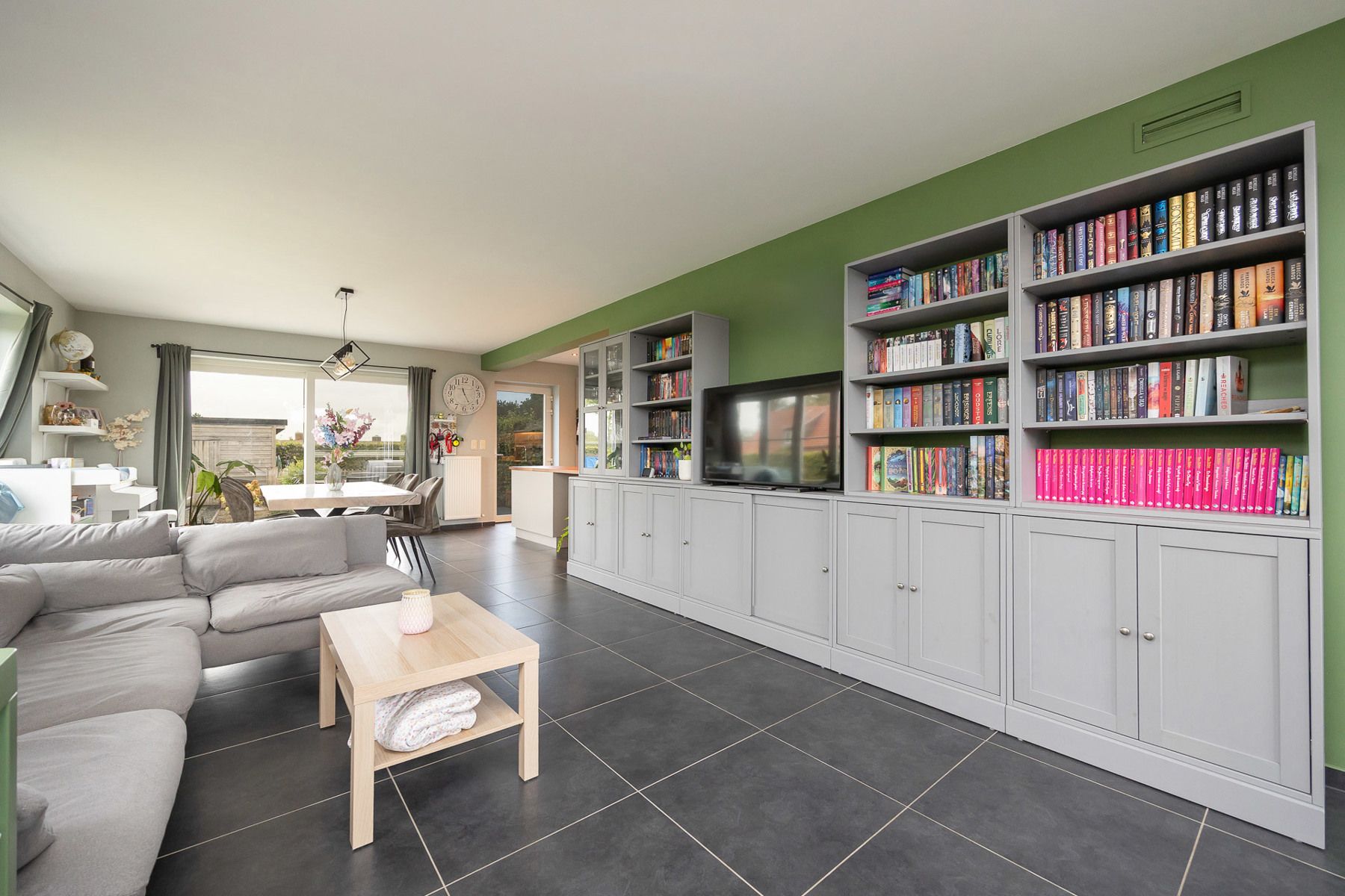 HOB met 3slk op 590m2 grond foto 4