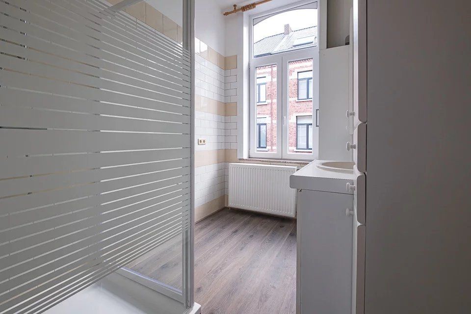Rijwoning te koop nabij centrum foto 34