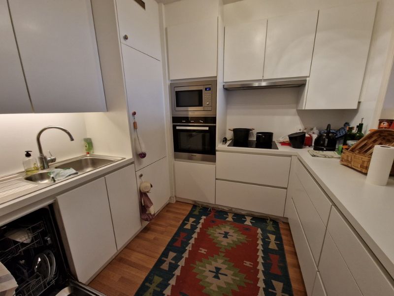 Ruim appartement met frontaal zeezicht en privéparking – Oostduinkerke foto 4
