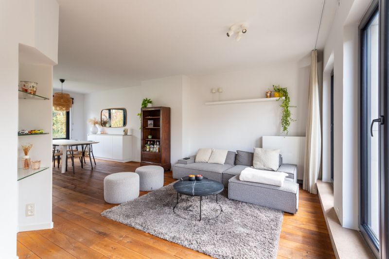 Luxueuze, ruime en lumineuze eigendom op toplocatie!! foto 6