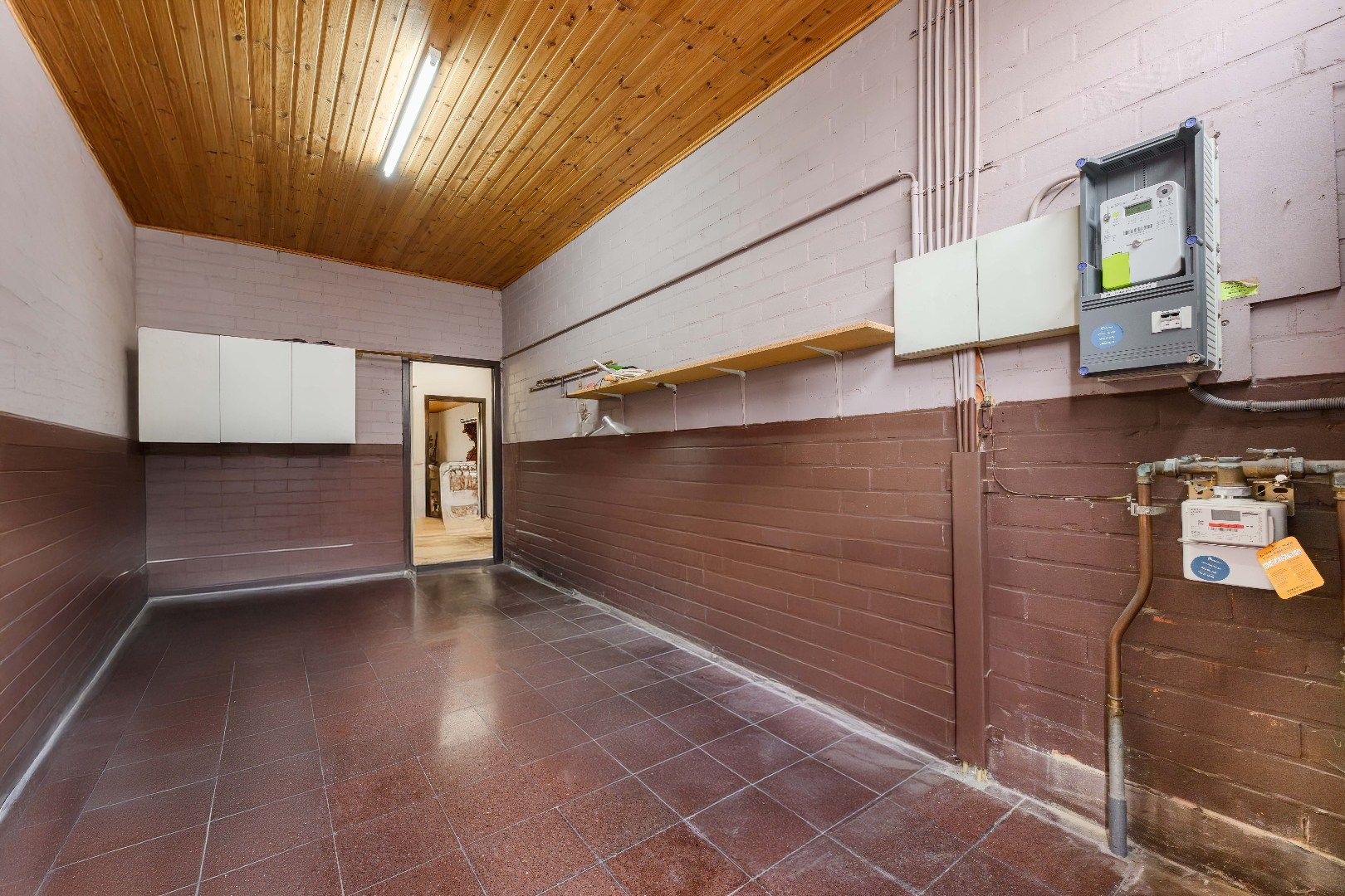 GOED ONDERHOUDEN RIJWONING MET 3 SLPKS, TUIN & GARAGE foto 7
