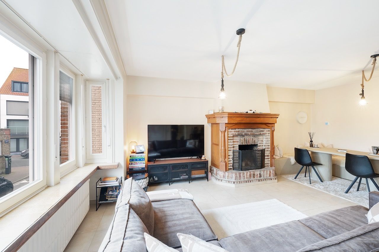 Ruim appartement, uitermate geschikt voor jaarverhuur of vaste bewoning foto 3