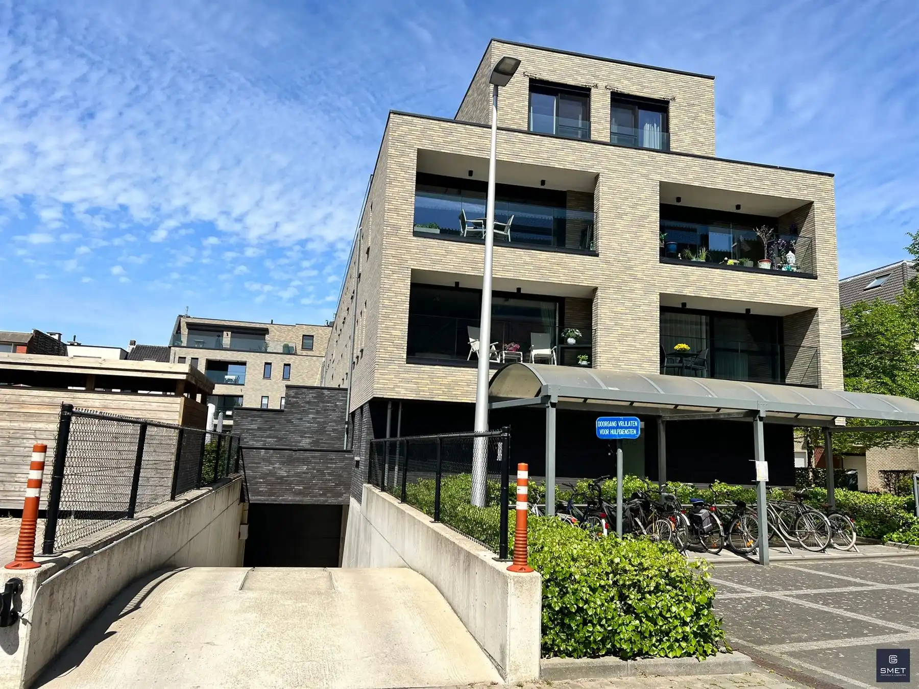 MODERN APPT. MET 2 SPKS, 2 TERRASSEN EN GARAGE foto 27