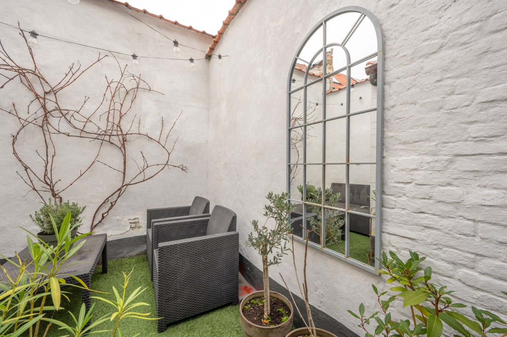 Instapklare rijwoning nabij de Brugse Vesten foto 6