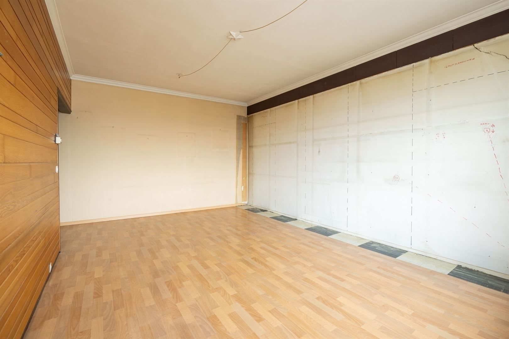 Dakappartement met twee slaapkamers en terras foto 9