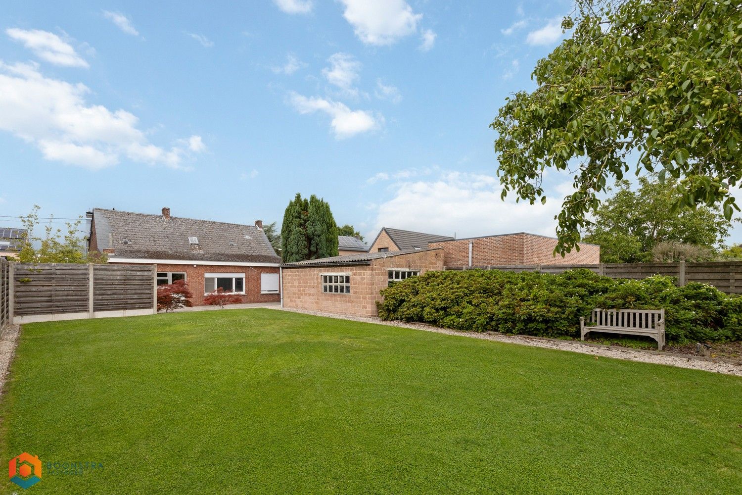 Te renoveren woning in doodlopende straat op een mooi perceel (673m2) foto 3