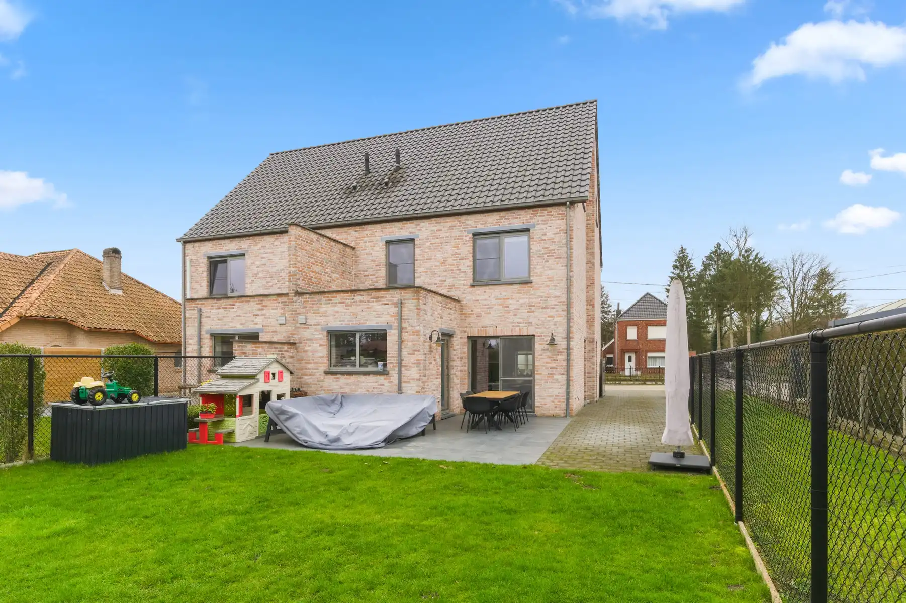 Recente halfopen bebouwing te BEGIJNENDIJK foto 35