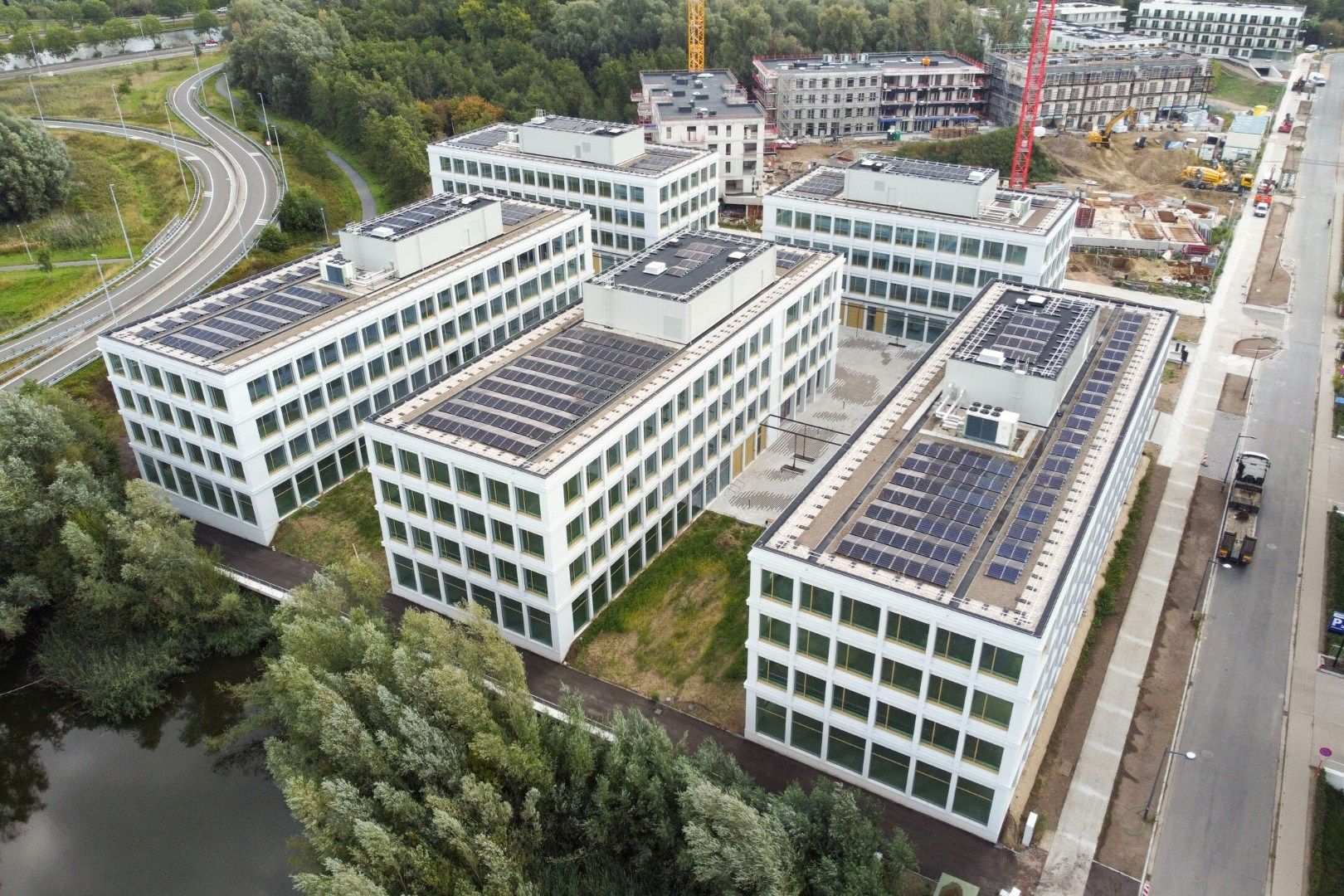 Future proof kantoren te koop aan The Loop in Gent foto 24