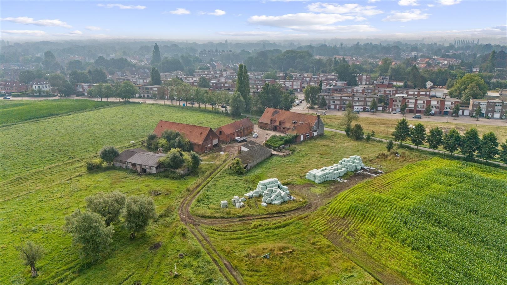 Boerderij met iets meer dan 38ha grond foto 17