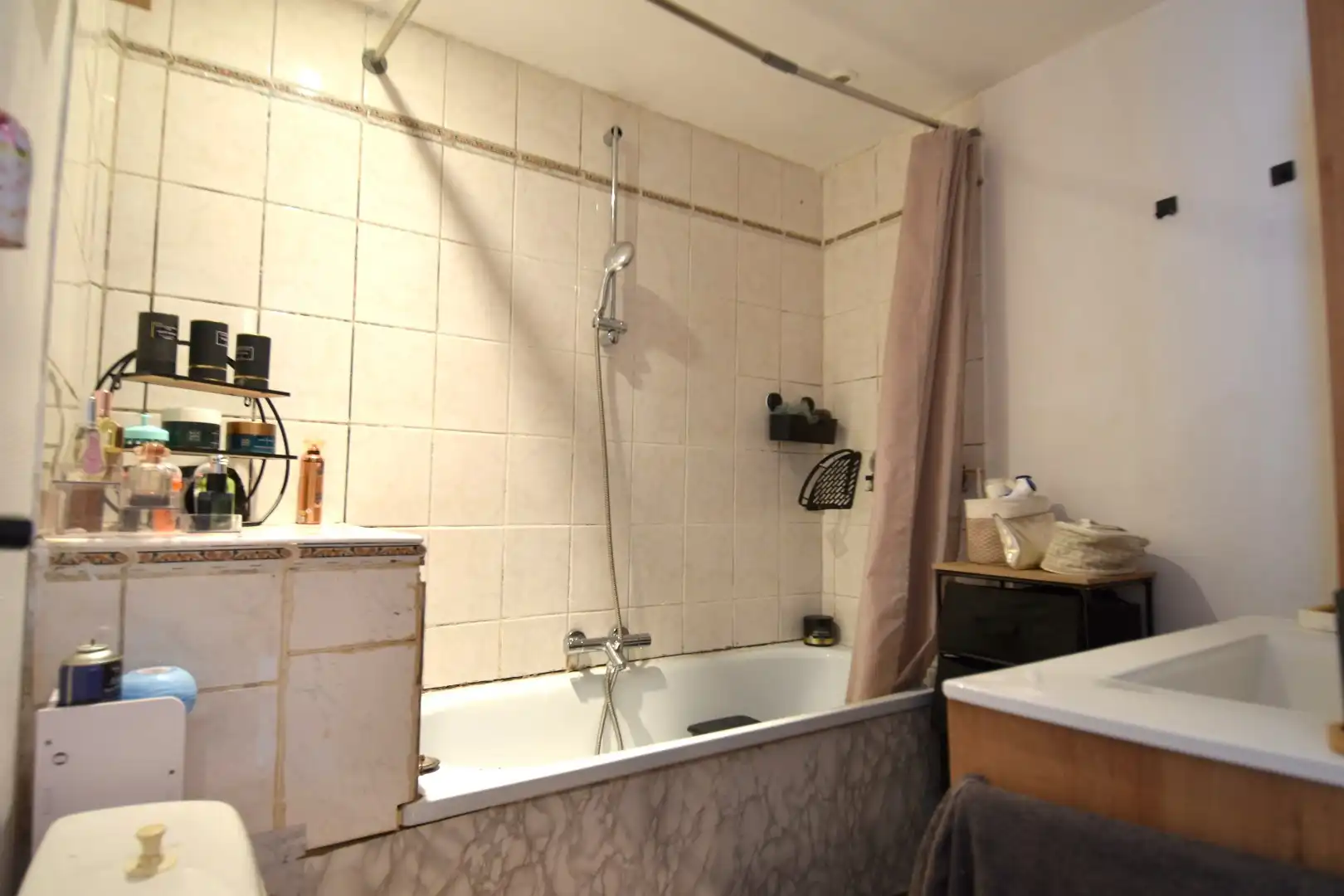 Te renoveren woning met 2 slaapkamers (4 mogelijk!) en tuin te Marke foto 7