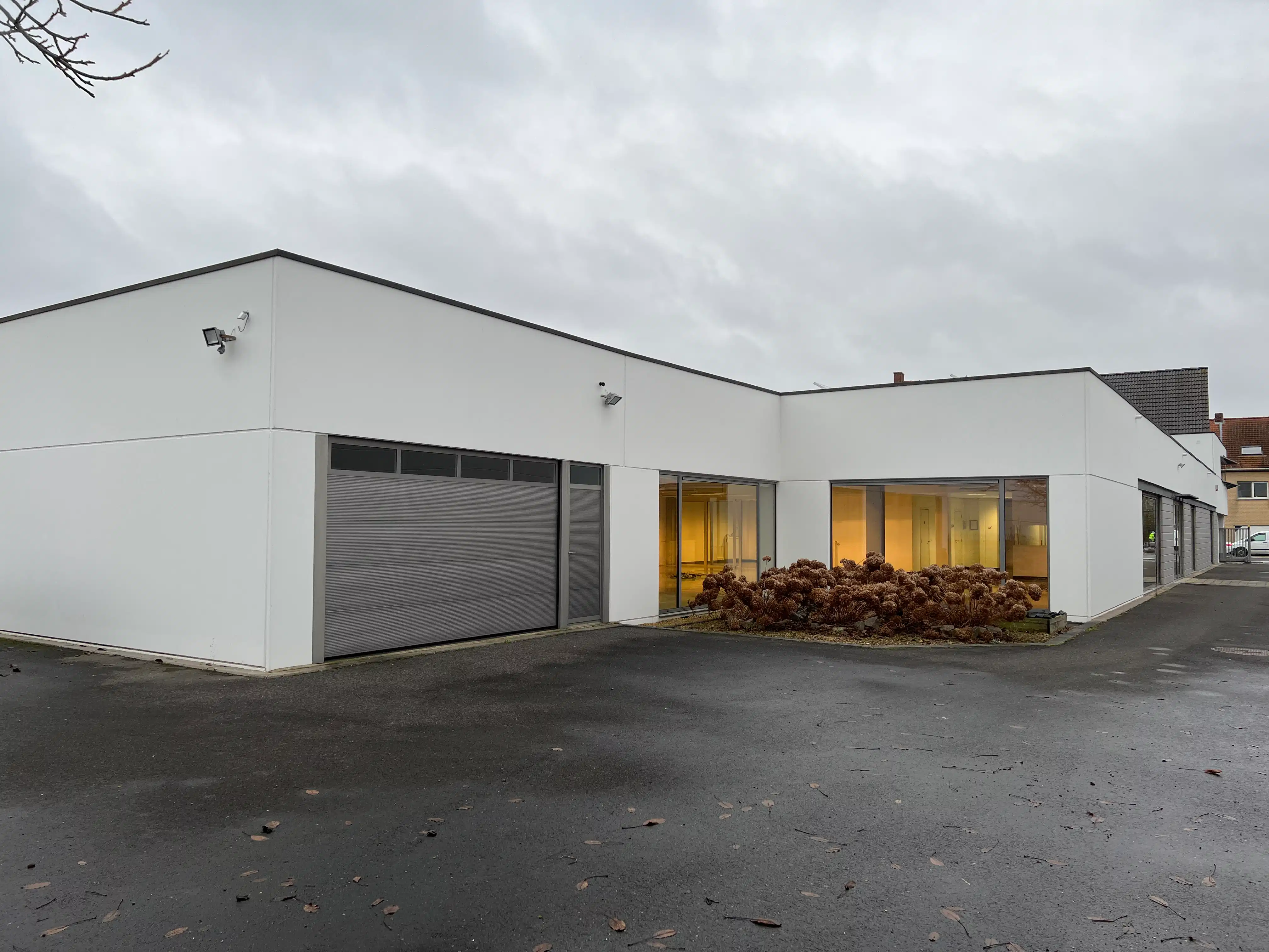 Te huur: kantoor-/handelsruimte – topligging Kortrijk-Wevelgem foto 5