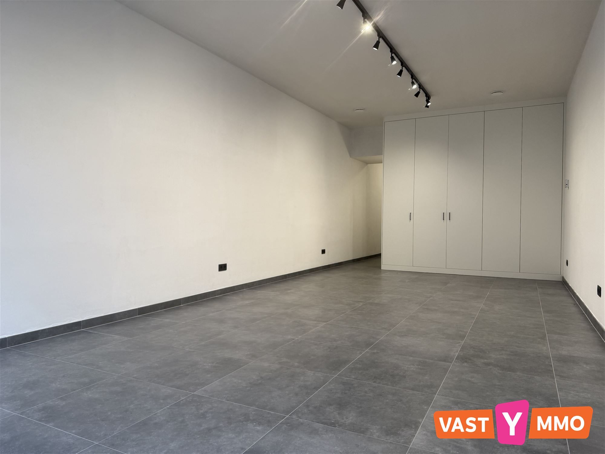 Handelsgelijkvloers foto 2