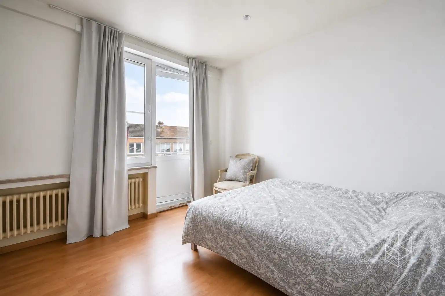 Ruim 2 slpk appartement op wandelafstand van 't Zand en de Vesten. foto 8
