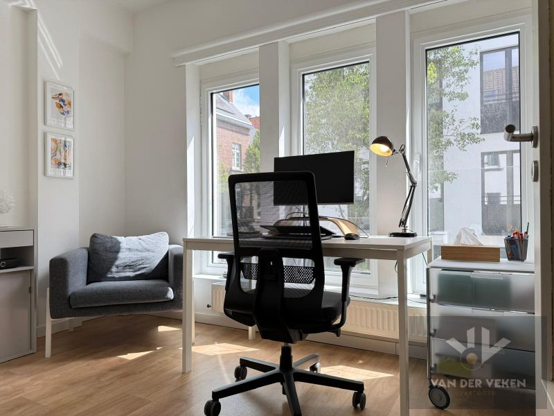 Lichtrijk 3 slpk-appartement in hartje Hasselt foto 12