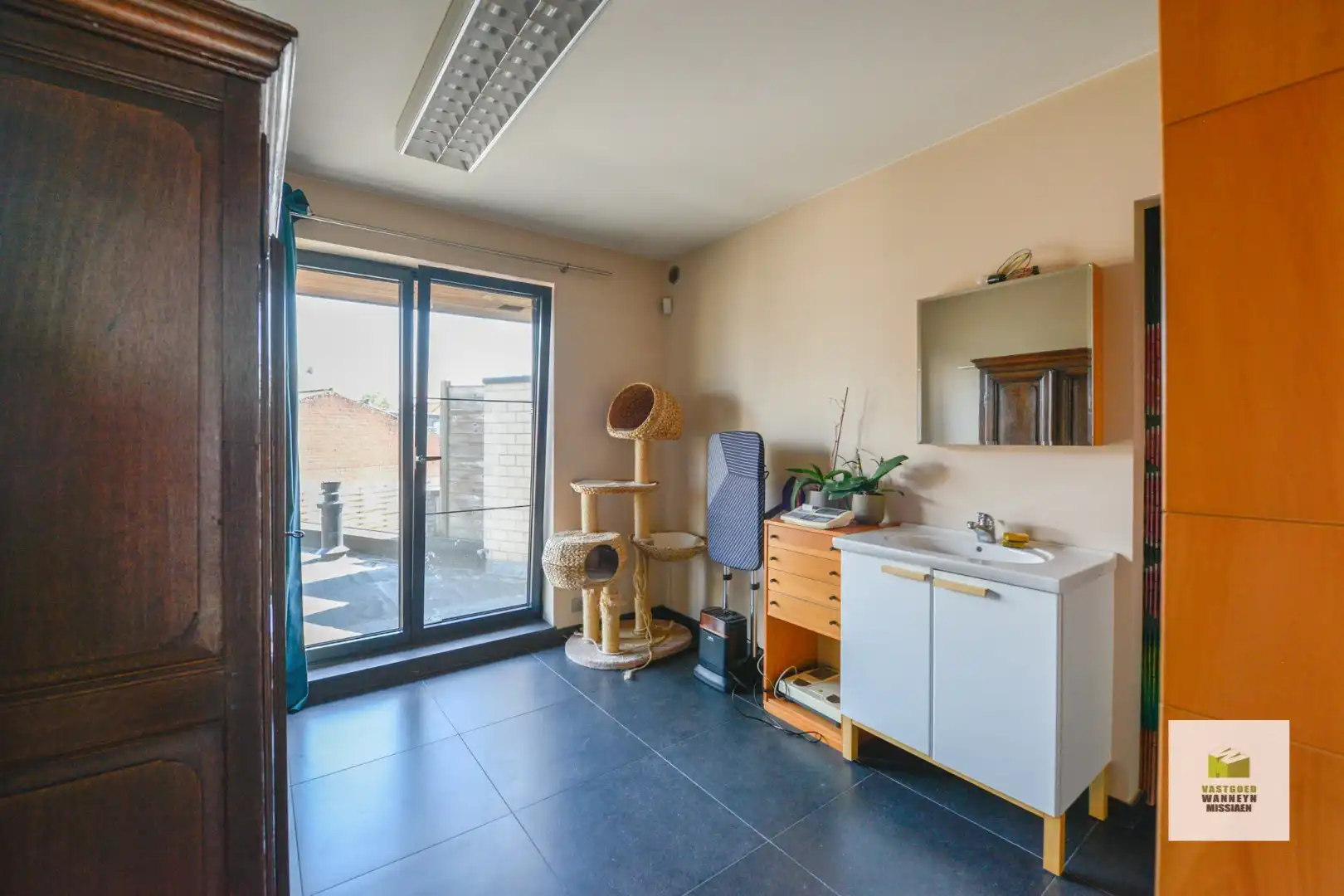 Energiezuinige & instapklare handelswoning met 5 slaapkamers en inpandige garage foto 21