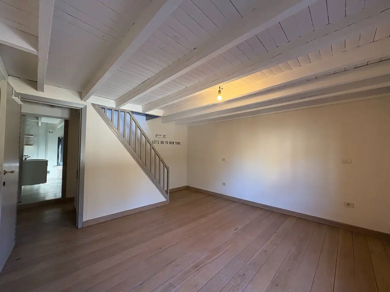 Lichtrijke woning met 2 slaapkamers in het centrum van Torhout foto 9