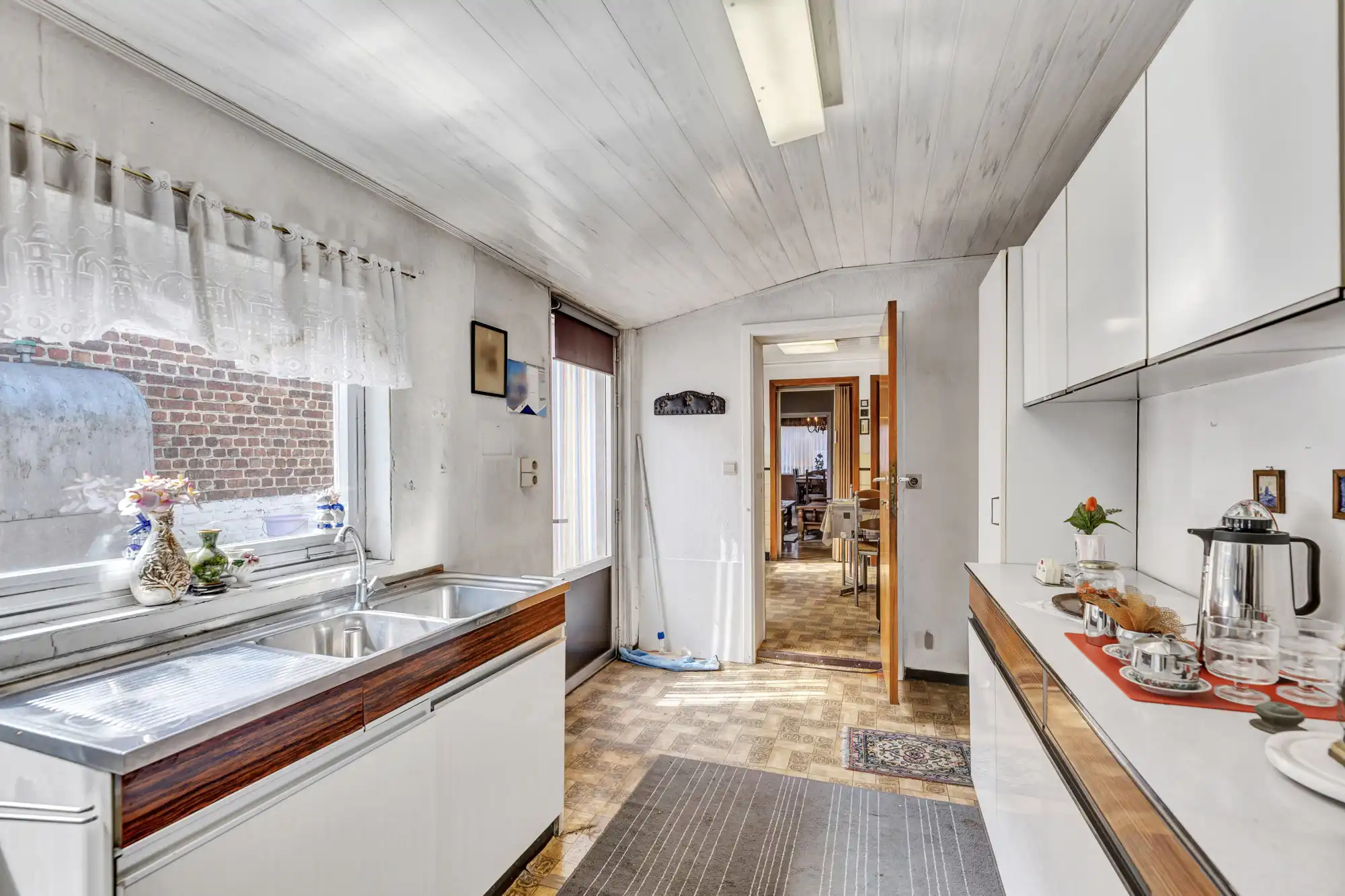 Te renoveren woning met veel potentieel te Liedekerke foto 9