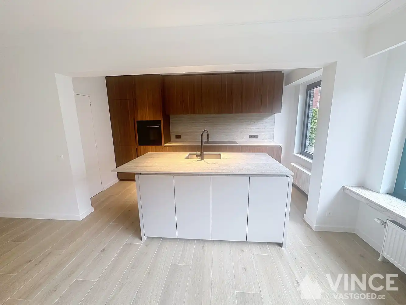 Volledig vernieuwd appartement met 3 slaapkamers foto 2