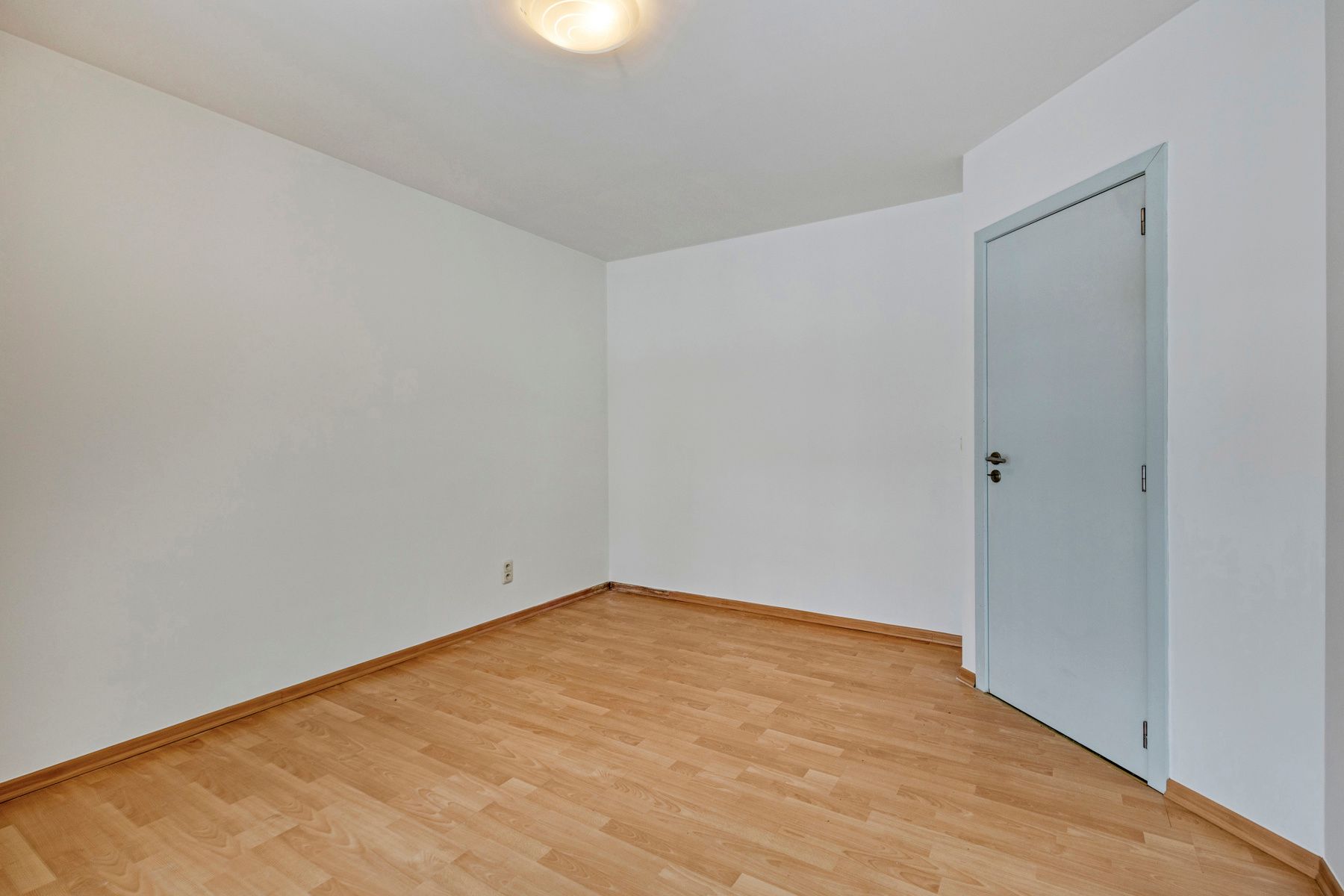 Gelijkvloersappartement met 2 slaapkamers en tuintje foto 13