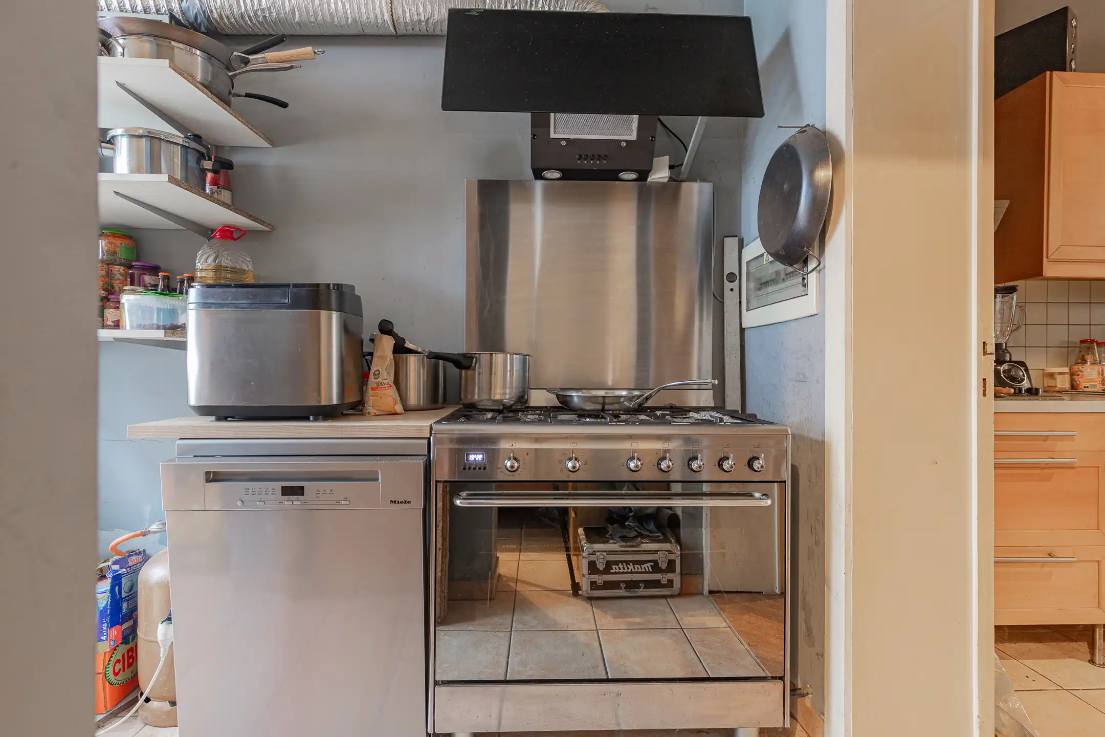 AALST - OPBRENGSTEIGENDOM met 3 studio's foto 25