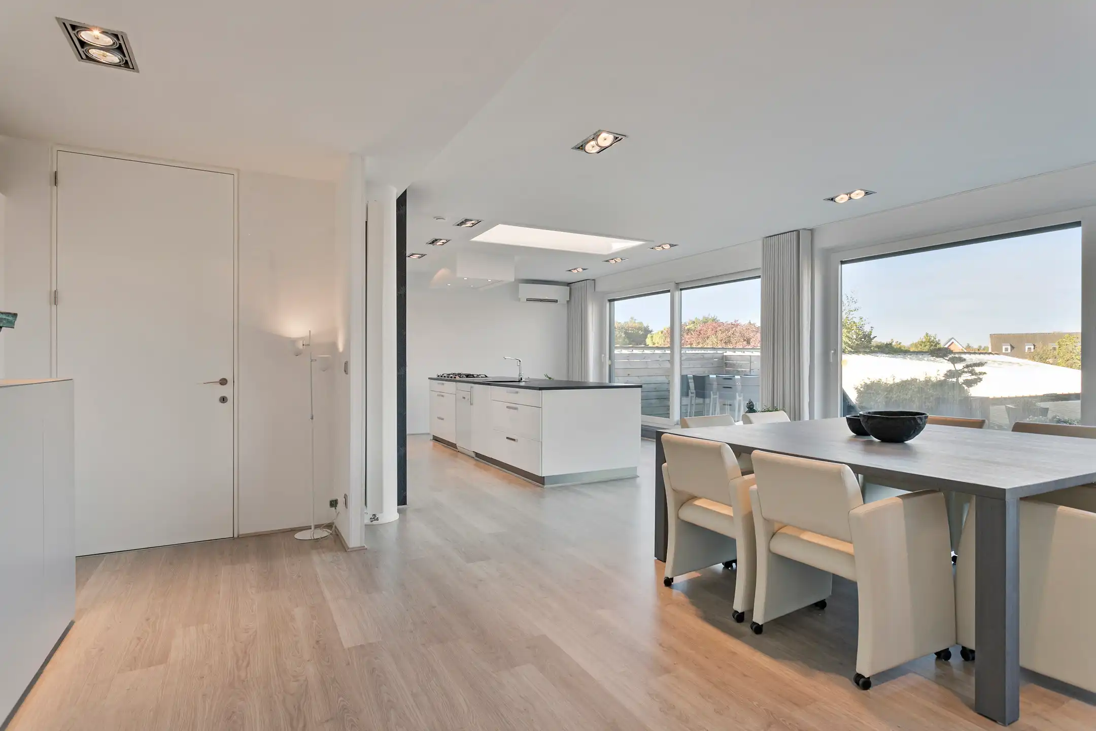 Loft met magazijn en kantoorruimte te Bonheiden foto 3