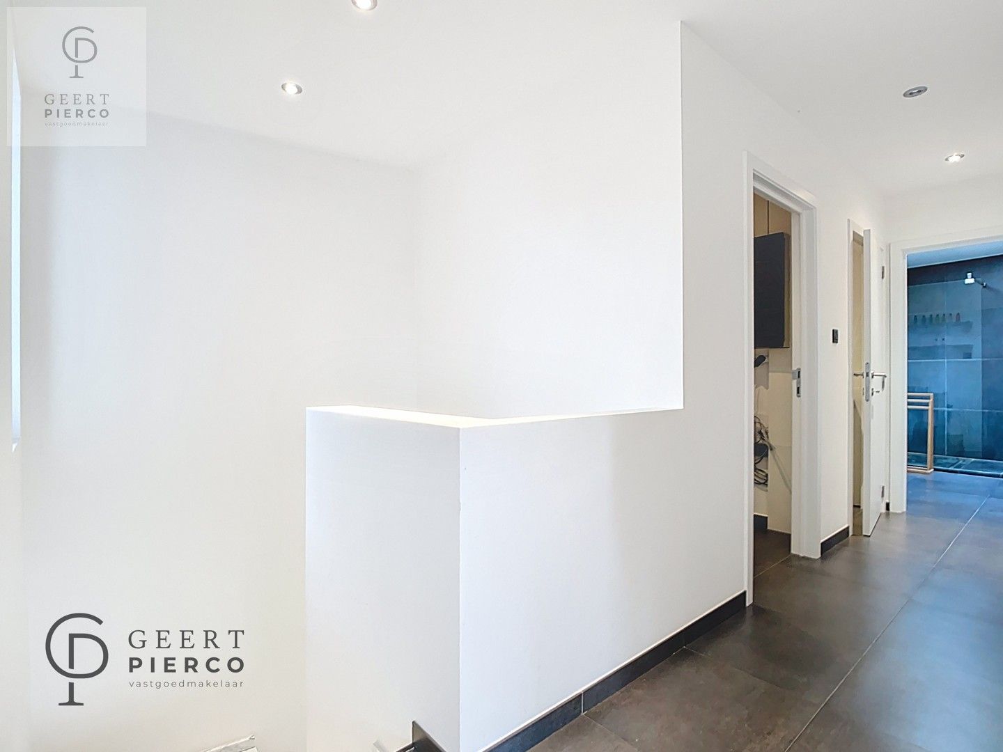 Prachtig nieuwbouwappartement in een kleinschalig project foto 3