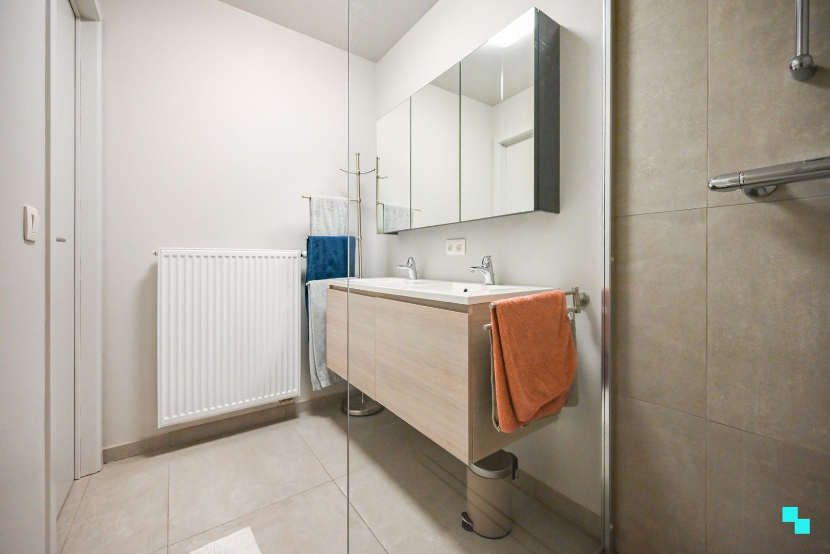 Energiezuinig tweeslaapkamer appartement te hartje Sint-Eloois-Winkel foto 26