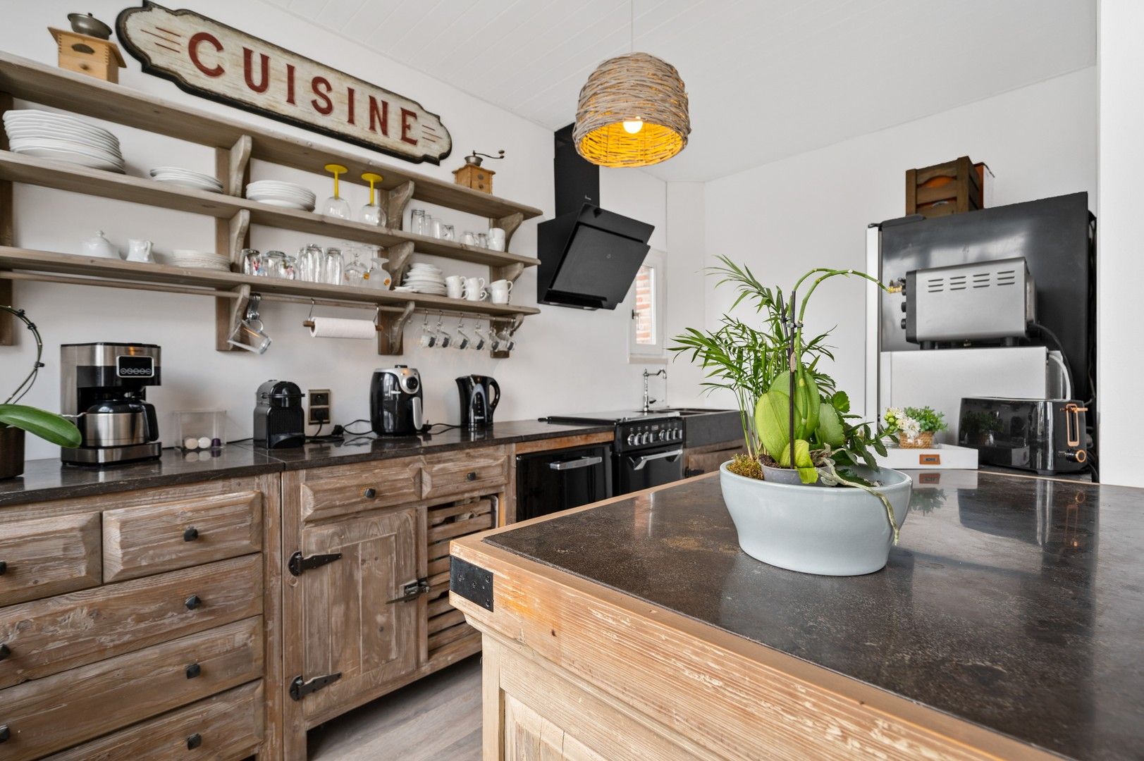 Ruime halfopen tweewoonst met veel mogelijkheden! foto 16