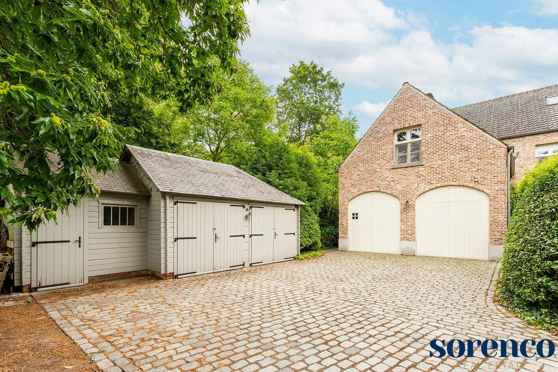 Exclusieve villa in een rustige groene wijk op een perceel van 3.676 m². foto 27