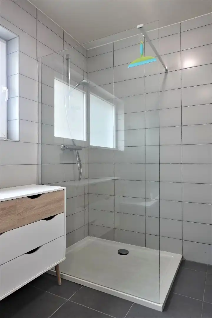 Ruim gelijkvloers appartement met koertje  foto 4