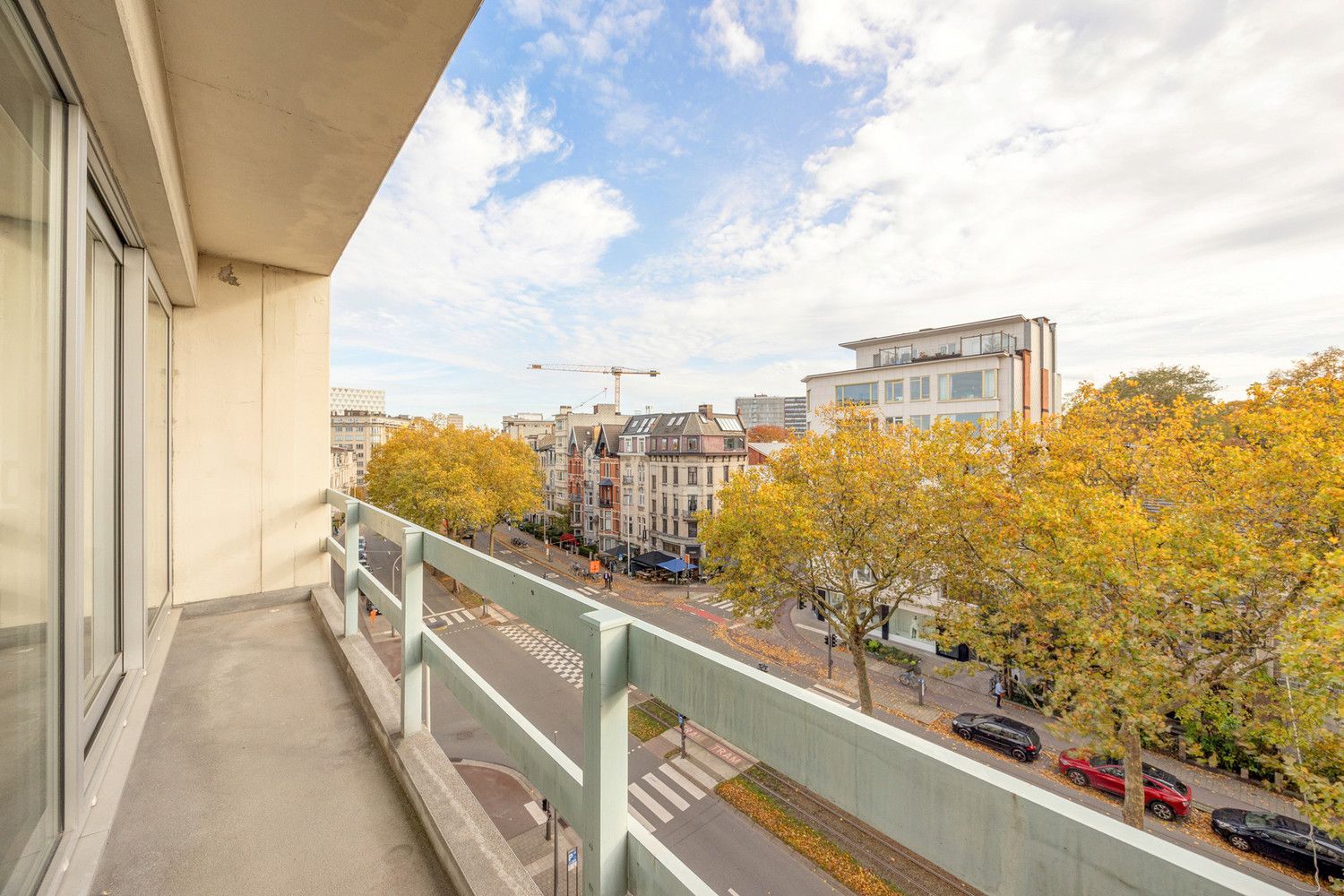 Instapklare studio met aangenaam terras (50m²) op toplocatie aan de Jan van Rijswijcklaan foto 9