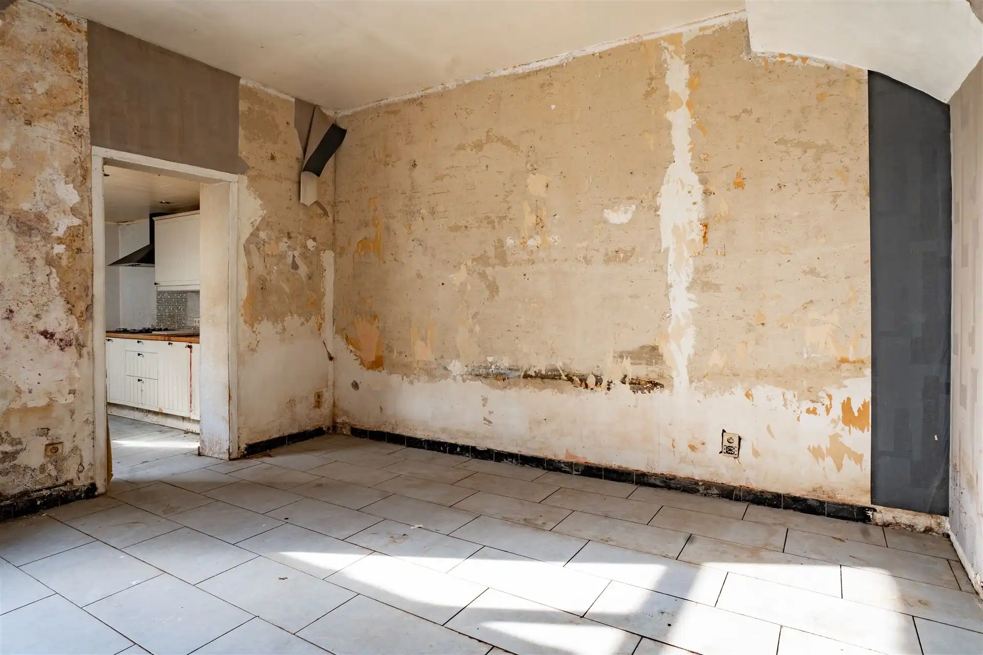Stadswoning met renovatiepotentieel in hartje Lier foto 11
