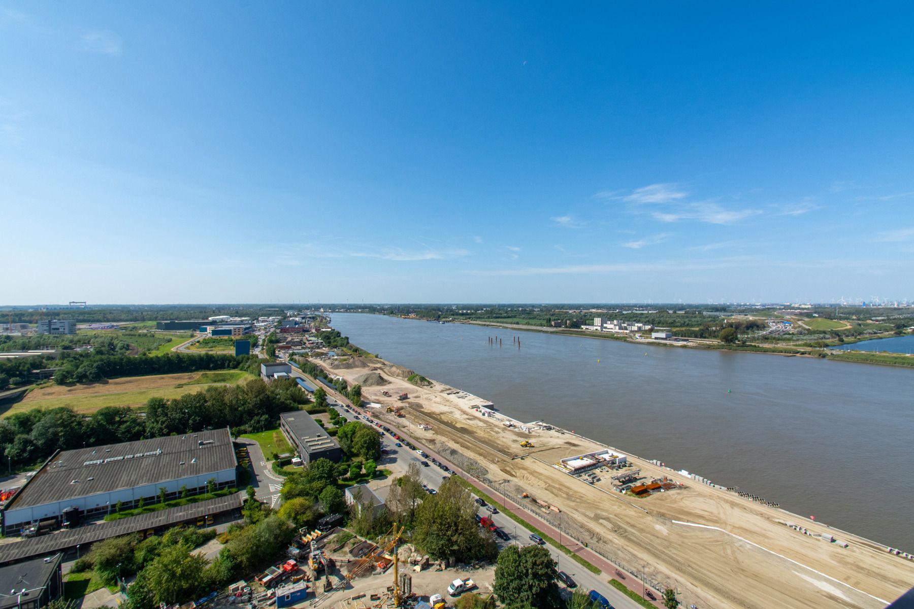 2-slpk app. met terras en zicht op Schelde foto 9