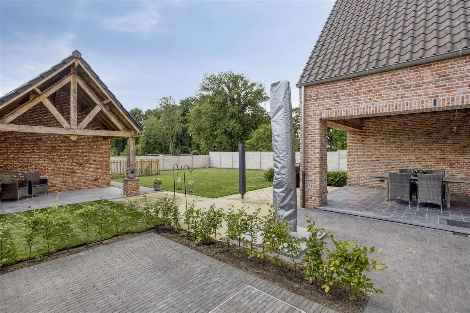 TE KOOP: Riante nieuwbouwwoning met zorgwoning te Zonhoven! foto 22