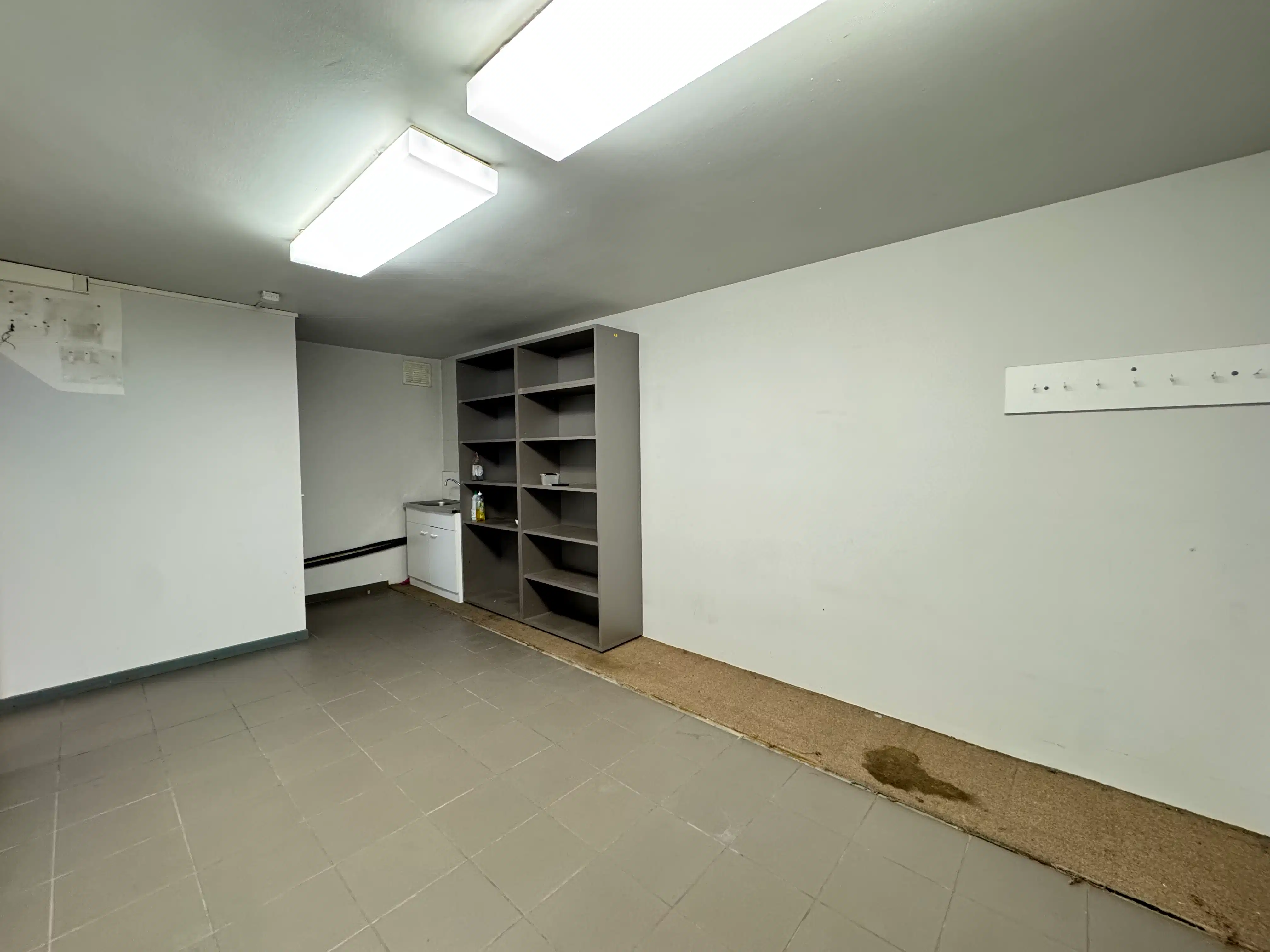 Handelsgelijkvloers 62 m² foto 6