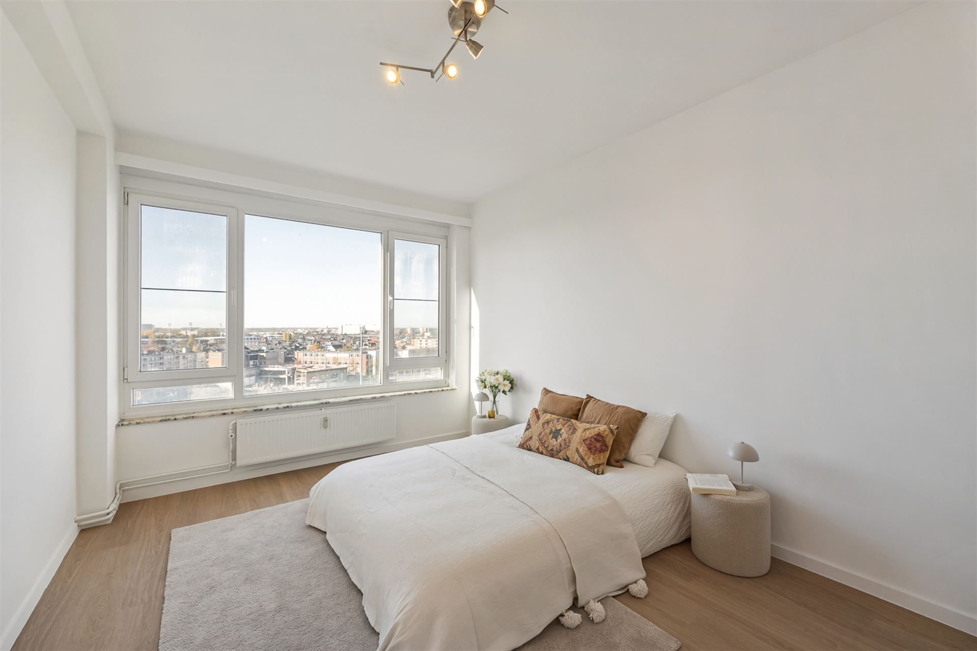 Gerenoveerd appartement met panoramisch uitzicht foto 15